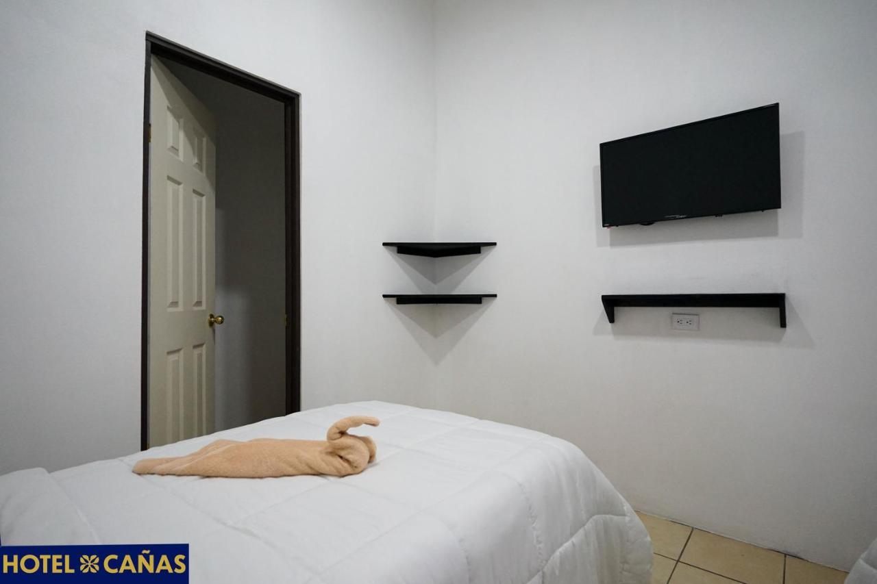 Hotel Canas Exterior photo