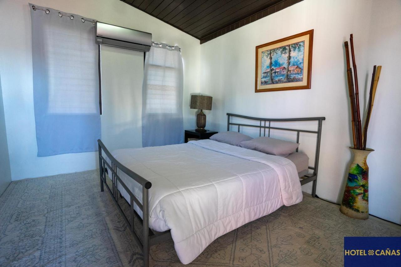 Hotel Canas Exterior photo